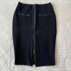 Gourgeous pencil skirt zipper on front!!